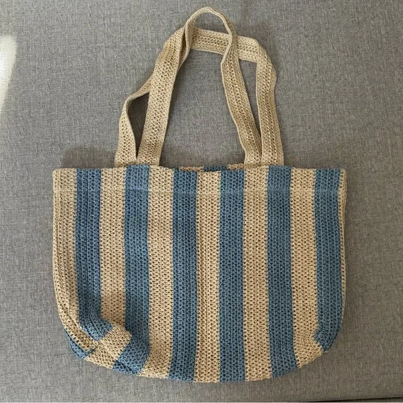 H&M Straw Bag - Picture 2 of 7